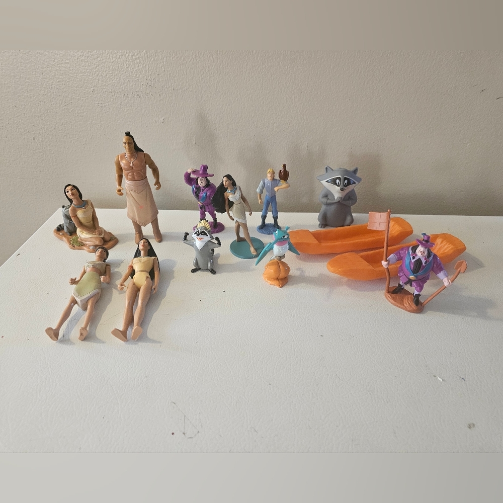 Disney Pocahontas Figures Set Of 13